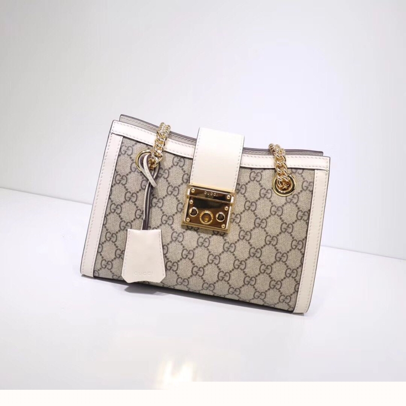 G*u*i shopping bags